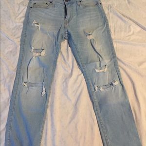 Hollister Ripped Lightwash Jeans